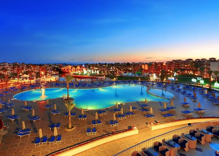 Pickalbatros Dana Beach Resort - Aqua Park Hurghada